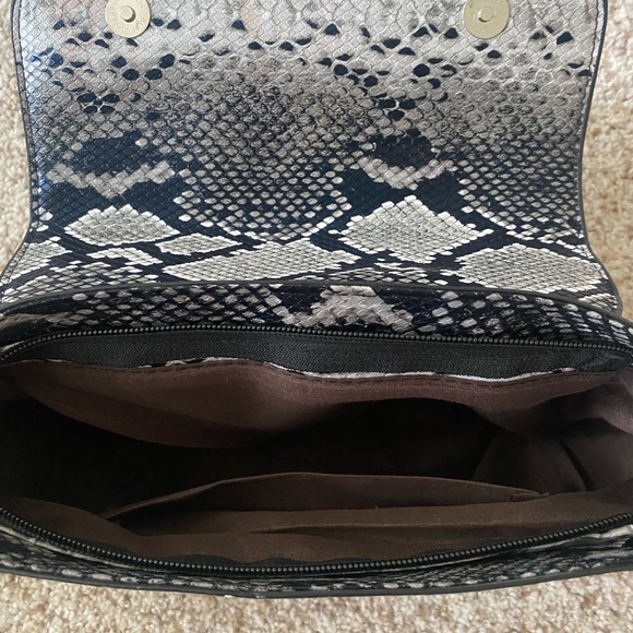 Snakeskin Handbag - Picture 4 of 4